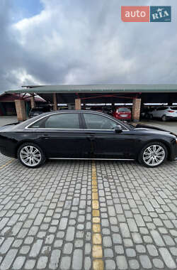 Седан Audi A8 2013 в 