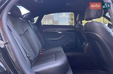 Седан Audi A8 2021 в 
