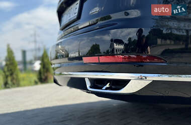 Седан Audi A8 2021 в 