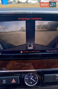 Седан Audi A8 2012 в 