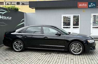 Седан Audi A8 2017 в 