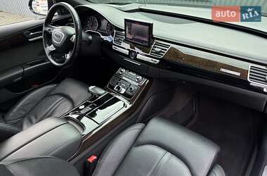 Седан Audi A8 2017 в 