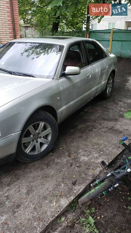 Audi A8 2001