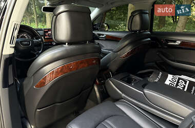 Седан Audi A8 2011 в 