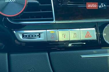 Седан Audi A8 2017 в 