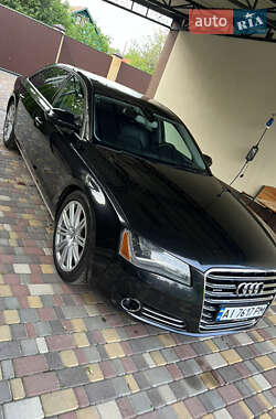 Седан Audi A8 2012 в 