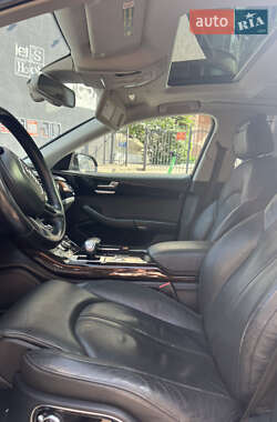 Седан Audi A8 2012 в 