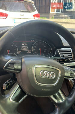 Седан Audi A8 2012 в 