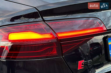Седан Audi A8 2013 в 