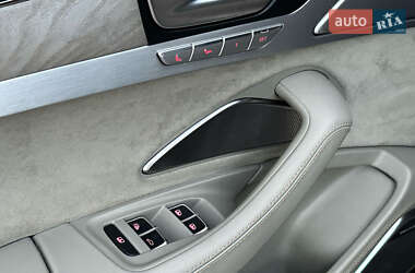 Седан Audi A8 2013 в 