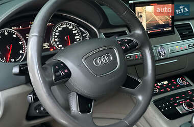 Седан Audi A8 2013 в 
