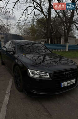 Седан Audi A8 2013 в 