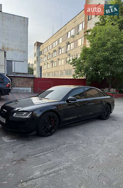 Седан Audi A8 2013 в 