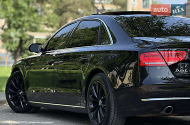 Седан Audi A8 2013 в 
