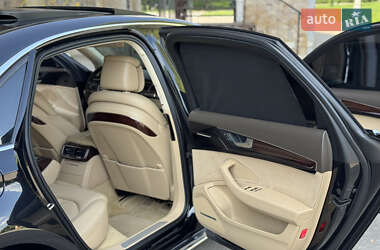 Седан Audi A8 2013 в 