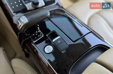 Седан Audi A8 2013 в 
