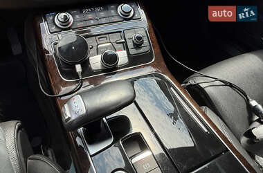 Седан Audi A8 2013 в 