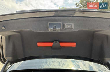 Седан Audi A8 2013 в 