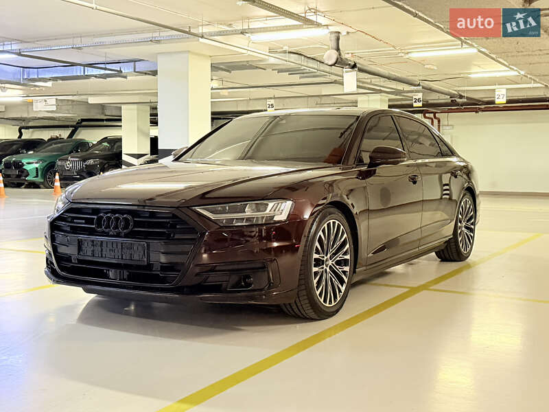 Седан Audi A8 2018 в Києві
