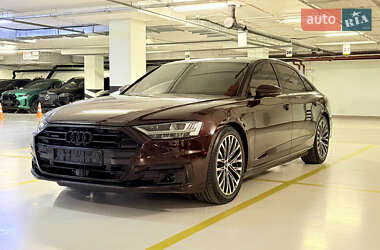 Седан Audi A8 2018 в 