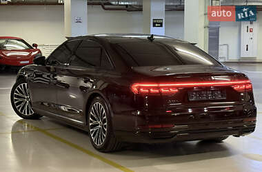 Седан Audi A8 2018 в 