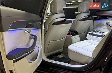 Седан Audi A8 2018 в 