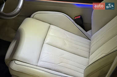 Седан Audi A8 2018 в 