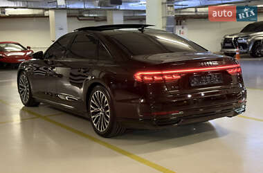 Седан Audi A8 2018 в 