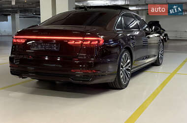 Седан Audi A8 2018 в 
