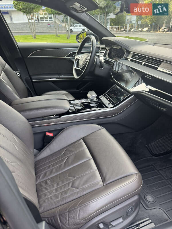 Седан Audi A8 2020 в Днепре