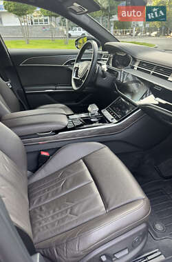 Седан Audi A8 2020 в 
