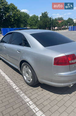 Седан Audi A8 2003 в 