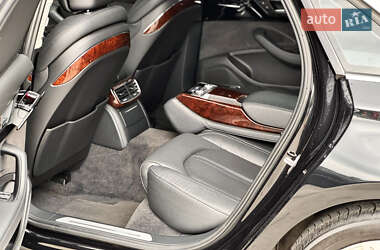 Седан Audi A8 2013 в 