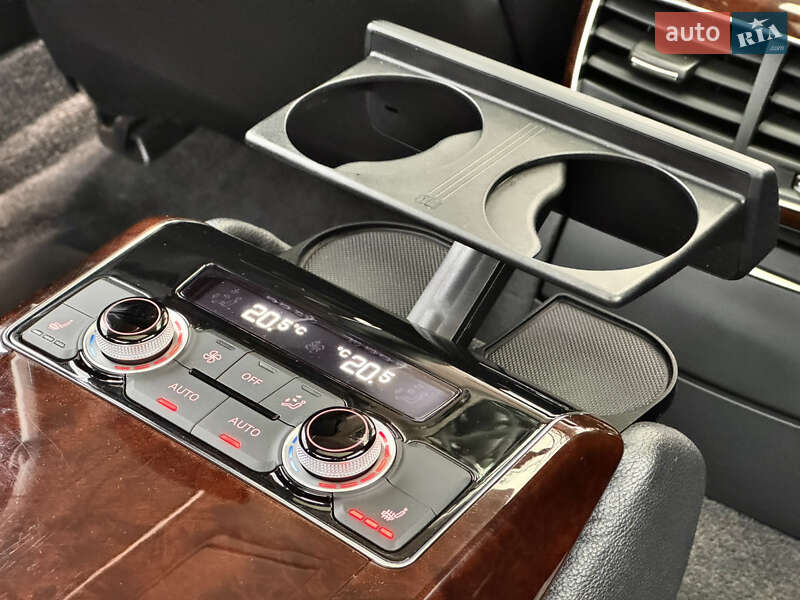 Седан Audi A8 2013 в Киеве