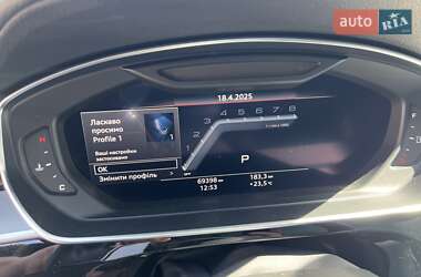 Седан Audi A8 2019 в 