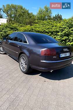 Седан Audi A8 2003 в 