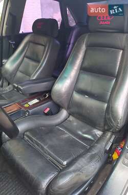 Седан Audi A8 1997 в Черновцах