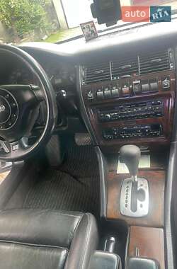 Седан Audi A8 1997 в Черновцах