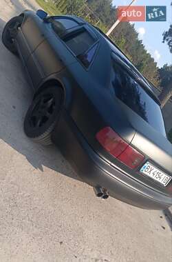 Седан Audi A8 1995 в 
