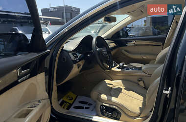 Седан Audi A8 2011 в 
