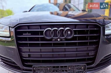 Седан Audi A8 2014 в 