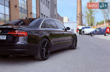 Седан Audi A8 2014 в 