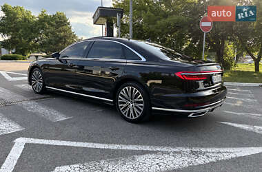 Седан Audi A8 2021 в 