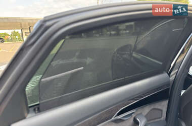 Седан Audi A8 2021 в 