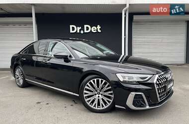 Седан Audi A8 2022 в 