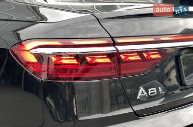 Седан Audi A8 2022 в 