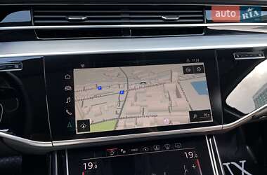 Седан Audi A8 2022 в 