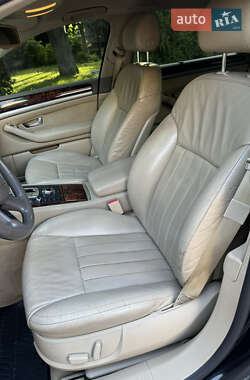 Седан Audi A8 2006 в 
