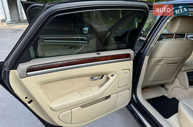 Седан Audi A8 2006 в 