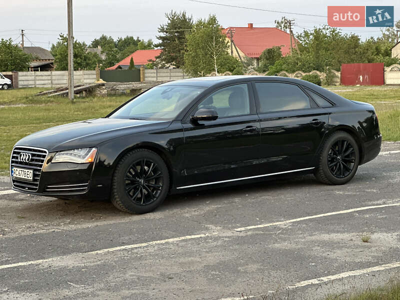 Седан Audi A8 2012 в Камне-Каширском